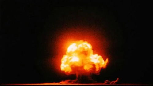 世界上第一枚原子弹是如何研制出来的 投入到实战了吗