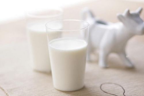 1升牛奶等于多少毫克 