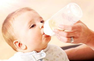 吃奶粉拉肚子怎么回事 宝宝喝奶粉问题分析