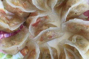 水晶饺子的做法,透明皮的讲究也有很多,学会技巧也包出水晶饺子