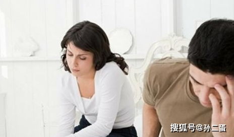 我和老公已经离婚了,婆婆还要在我买的房子住下去,这是凭什么