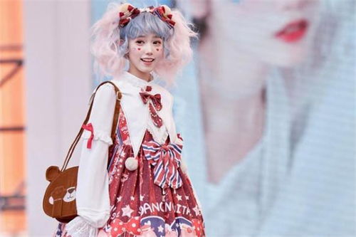 穿lolita扎什么头发 lolita头饰怎么戴