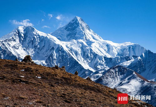 十二年追峰路 他为山峰拍 证件照 贡嘎山高度做网名 图集