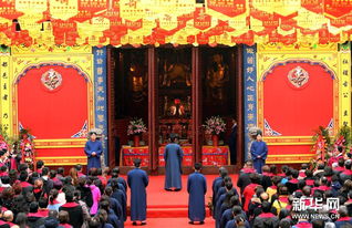 这是3月18日在上海城隍庙拍摄的“祭城隍”大典现场。    摄 