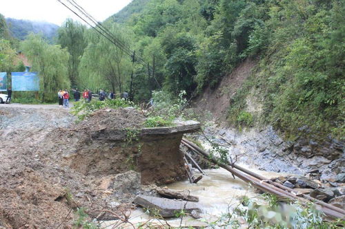 暴雨中的鏖战丨八方山矿抗汛抢险保安全