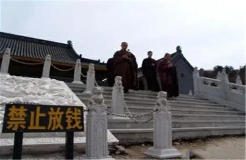 辽宁这寺庙,禁止投钱拒绝供养,一心只为修行,网友 真正的僧人