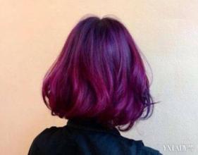 红色的头发用紫色的打蜡打了只后怎么改变颜色 