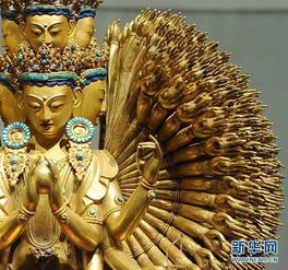 藏传佛教珍品 十一面千手千眼菩萨鎏金像 