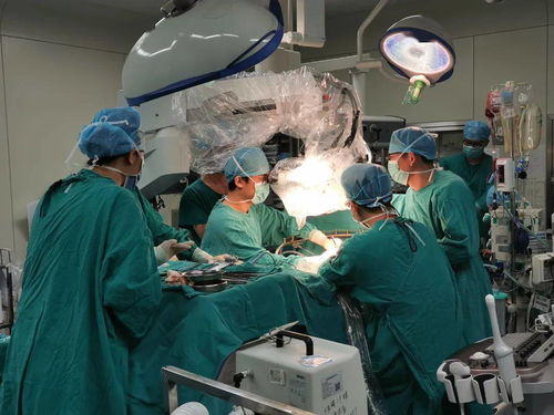 自治区人民医院劈离式肝移植术再传喜讯 ,广西首次实现两部分肝脏移植在一家医院完成