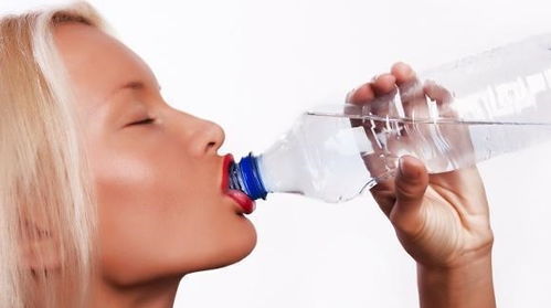 喝水虽是平常事,但大有讲究 这5个小要点需谨记在心