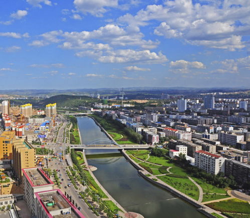 想知道: 阳泉市 阳泉市站北路 在哪 那有个叫什么天地的 还是天地什么的》？？？/??