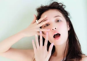 跟森绘梨佳学化妆,女孩该买的cosme产品是这些