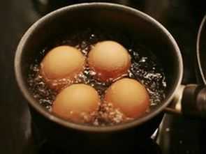 每天早晨喝用开水冲的鸡蛋水有什么利弊 