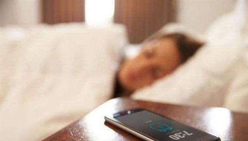 睡觉习惯将手机放在枕边,会有辐射危害人的健康吗