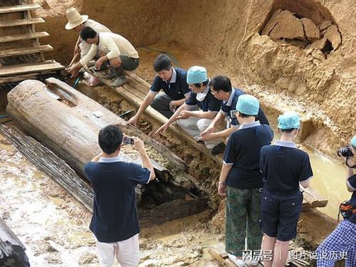 江西古墓发现46具女性尸骨,尸骨上有神秘绿色结晶体,怎么回事