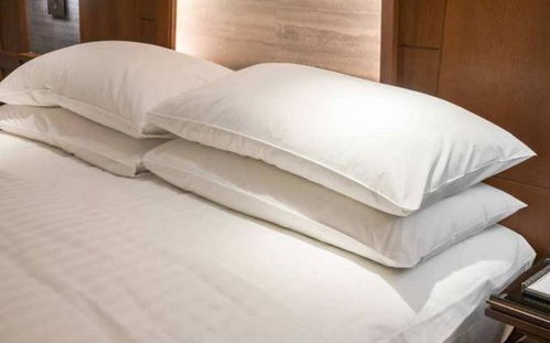 为什么情侣酒店要放四个枕头,到底有什么用 客房阿姨来解答