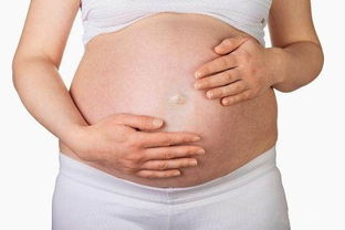 孕晚期孕妇肚子凉是怎么回事(孕晚期觉得肚子凉凉的)