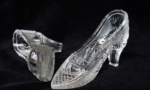 摩羯座水晶鞋代码 摩羯座水晶高跟鞋图片