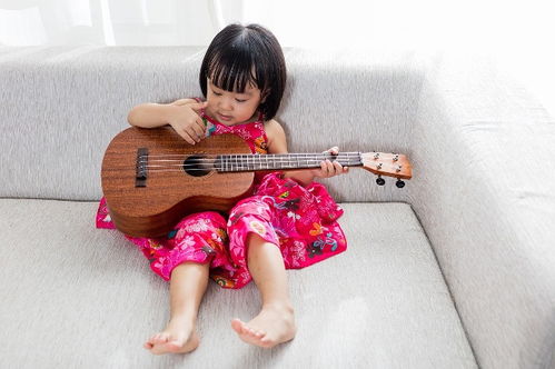 讲一讲看父母应该如何看待自己的子女 