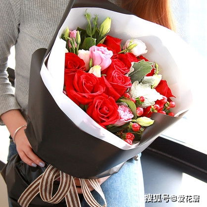 结婚纪念日送多少朵花好送什么花好 米粒分享网 Mi6fx Com