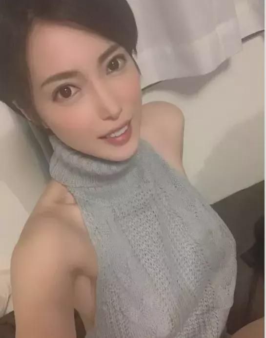 AV界最忙女优 H乳君岛美绪曲线辣,还是俏丽舞娘 暗黑界的劳模