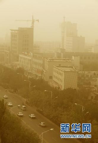 新疆吐鲁番天气(新疆吐鲁番天气炎热少雨,上个月降雨量只有20)