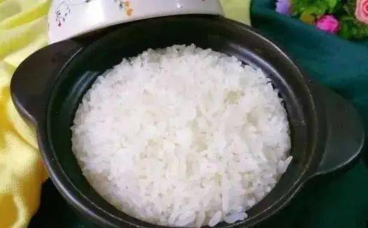 米饭煮熟后不好吃怎么办 多加1步,用便宜大米也能煮出香软口感