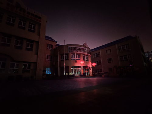 无人的北方小城之夜