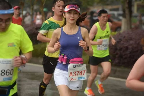 史上第一跑步女子*是谁,第一个跑下马拉松的人名