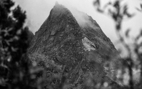 心理测试 三座大山,哪一座最陡峭 测你命中注定遭遇什么劫难