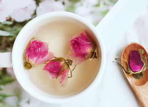 哪里的玫瑰花茶最好,哪种玫瑰花泡水喝比较好？