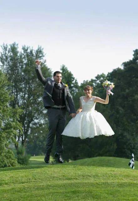 当你婚礼请了个不靠谱的摄影师时 哈哈哈哈哈哈笑死了