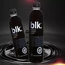 一瓶颠覆想象的黑色矿泉水,1周狂卖18万瓶,风靡全球,你敢喝吗