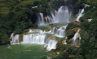 中国境内最秀美的十条瀑布 