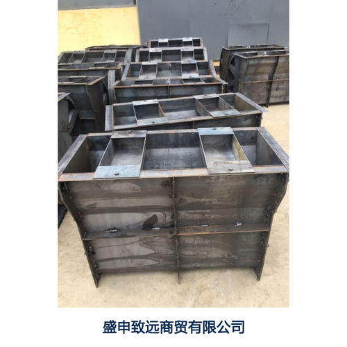 高铁隔离墩钢模具交通隔离带模具制作预制公路分隔带模具 