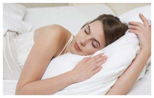 女性 裸睡 究竟好不好呢 很多人可能不知道,别羞于了解