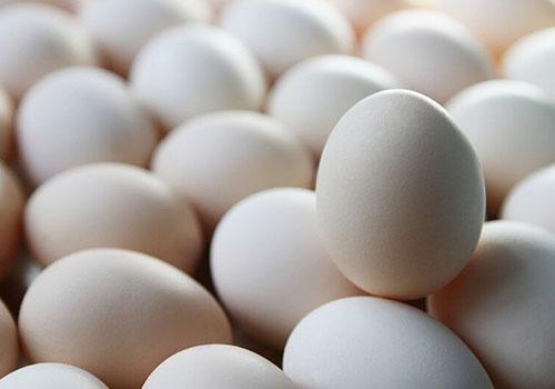 鸡蛋上的鸡屎怎么清理 鸡蛋有鸡屎能放冰箱吗 