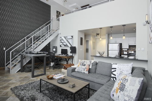 LIVE, WORK, PLAY Loft 