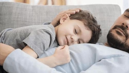 宝宝睡觉时如果有这3个习惯,证明大脑发育不错,你家孩子是吗