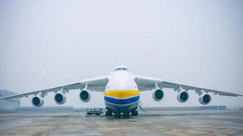全球最大的6架飞机 能轻松装下火车,中国只有一个机场能降落