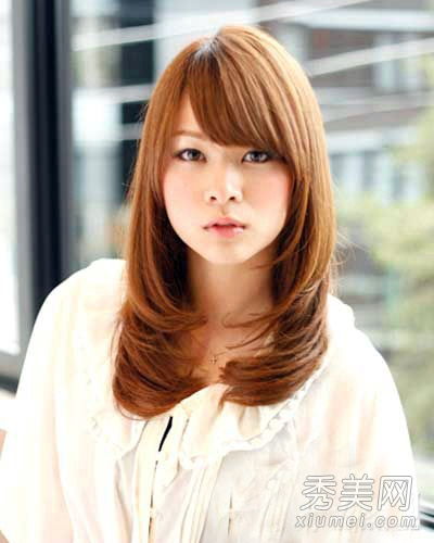 11女生斜刘海发型图片清新最优雅 