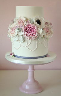 珍珠蕾丝结婚蛋糕