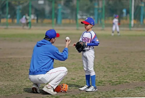 4.8万粉丝 杭州这个四年级男生想做 中国棒球第一人