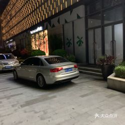 离长沙万科城近的免费停车位有哪些地方(西宁万科免费停车场有哪些)