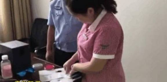 校花练车时给教练|我与留守的农村妇女