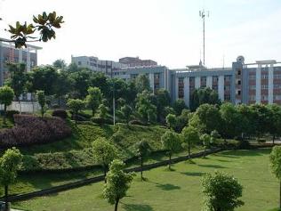 湖北山峡职业技术学院(三峡大学护理学院是不是就是三峡职业技术学院的医学院)