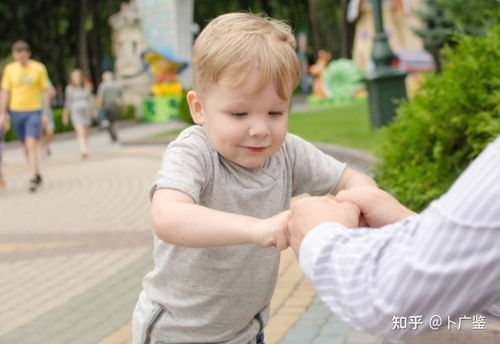 牛年出生的宝宝取名改名 男孩名字大全精选 