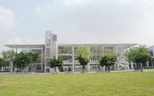 广东省司法学校龙洞校区 广东警官学院和广东司法警官学院,区别在哪里毕业后有什么优势