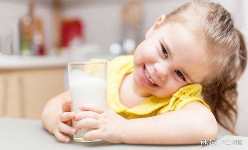 牛奶晚上喝好还是早上喝好 营养师 可以根据自身需求来选择