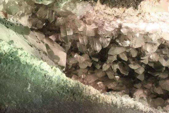户外地质探索课 寻找亿万年前的北京 京西地质之旅 水晶课 5月29日 5月30日 周六 周日